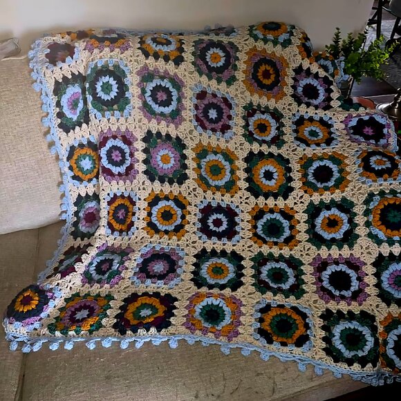 Boho Mardi Gras Crochet Granny Square Throw Blanket 66" x 58" - Picture 4 of 5
